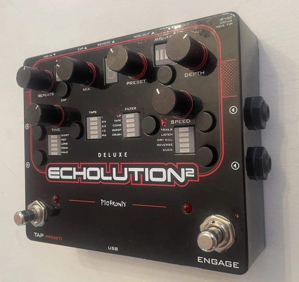Pigtronix Echolution 2 Deluxe Stereo Delay Echo Guitar Effect Pedal W/Box