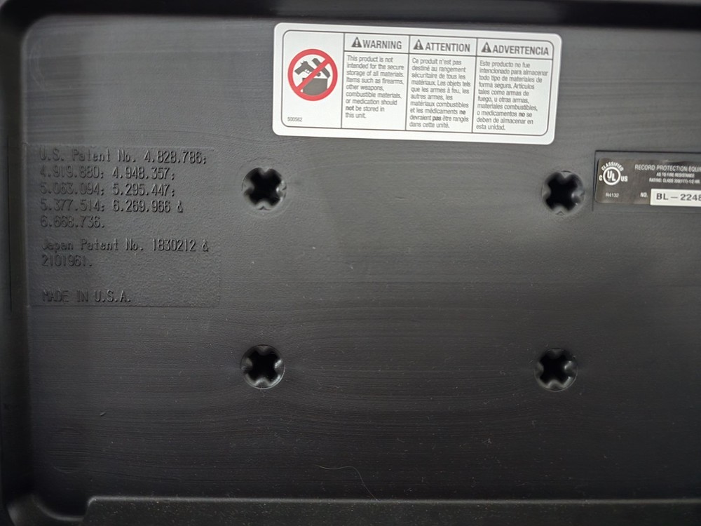 Sentry Safe Fire Proof Color Black Model #1170 Lockbox Security Box w/ 2 Keys