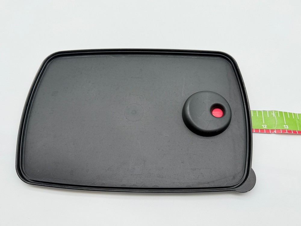 11" Black TUPPERWARE Replacement Lid 3382 For Rectangle Container 3990 3380 3381