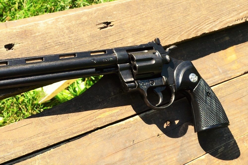Non-Firing Colt Python .357 Magnum Revolver - 357 - 8" Barrel - Denix Replica