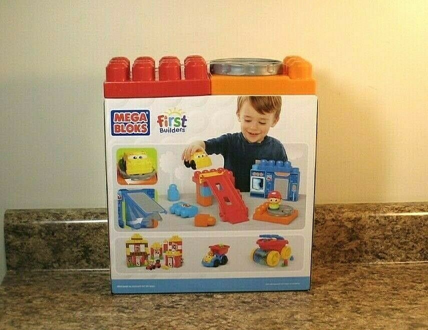 Mega Bloks First Builders Spinning Garage Playset NEW