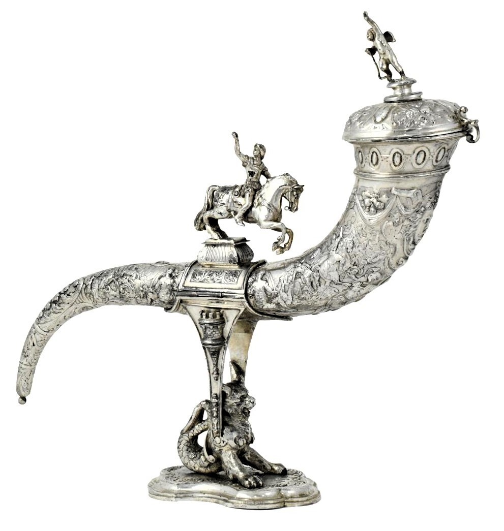 X LARGE FIGURAL GERMAN HANAU SILVER CORNUCOPIA DRINKING HORN SILVER TANKARD 1920