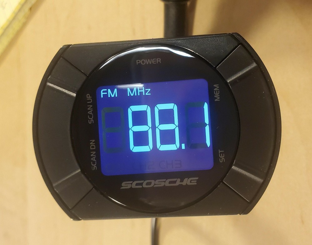 Scosche Tuneit FM Transmitter W/ Digital Display FM Stereo Flexible Neck