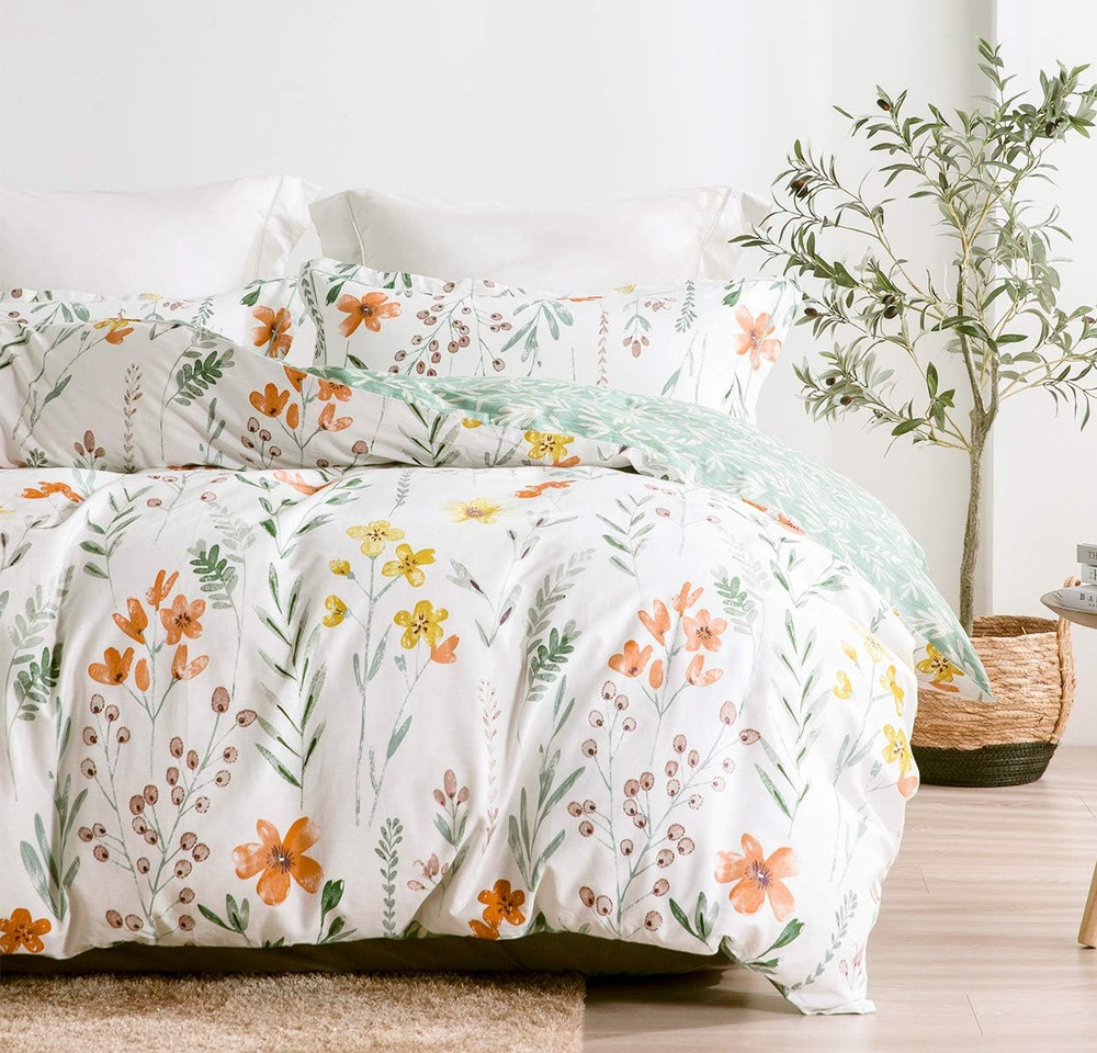 King Size Comforter Set Yellow Flowers & Green Botanical Pattern Printed on Whit