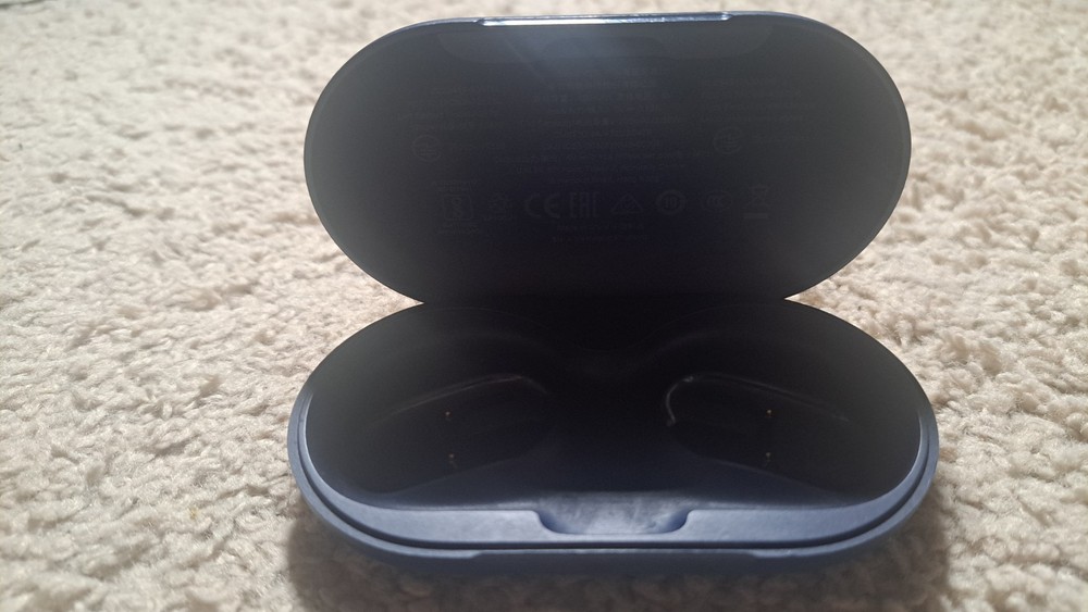 Anker Soundcore V20i Open-Ear Wireless Earbuds Blue Right Ear Only With Charger