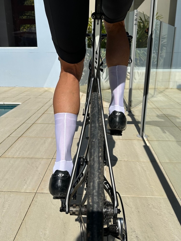 aero cycling socks high cuff - white