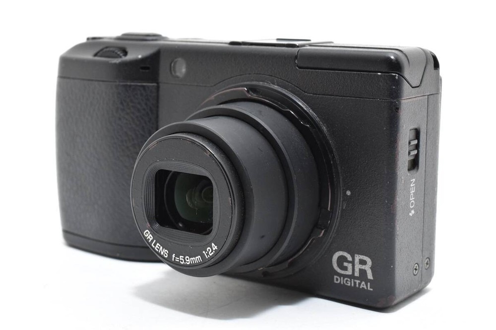 , Tested and Working Ricoh GR II Digital Compact Camera with Box #588
