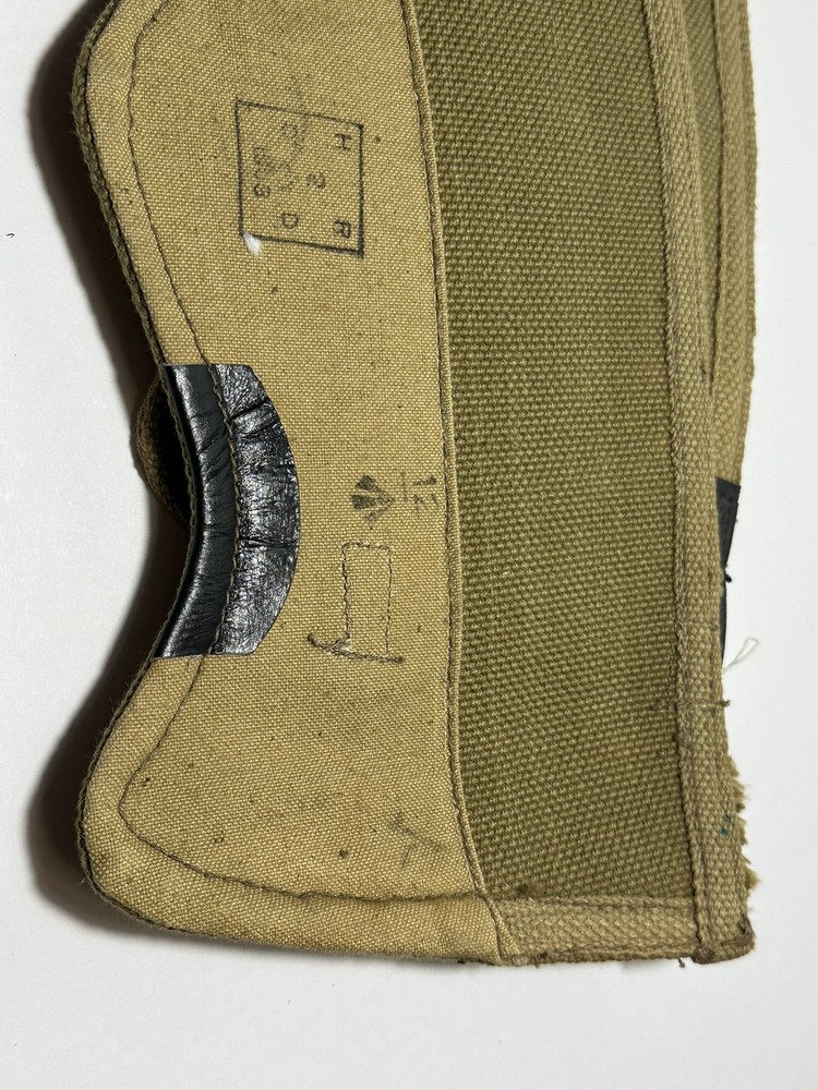 Pair Original Dated British Army Soldiers Spat / Gaiter