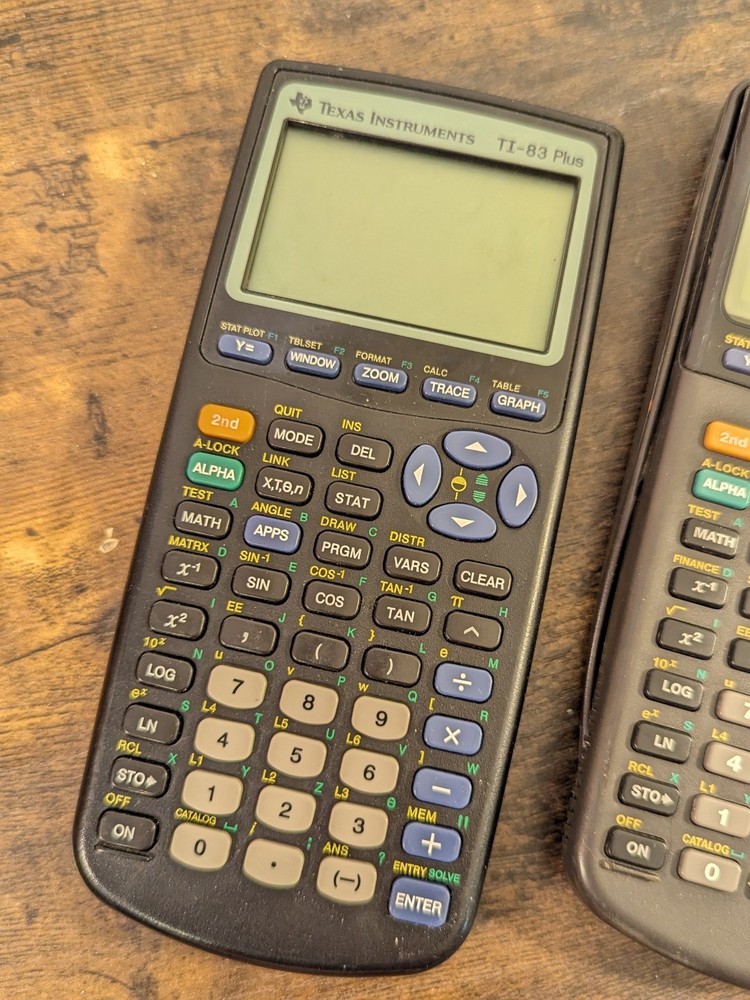 TEXAS INSTRUMENTS Graphing Calculators TI-83 Ti-83 Plus For Parts Untested