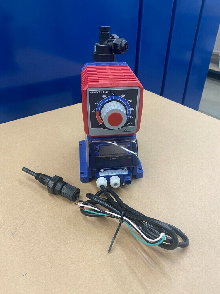 Walchem Series Metering Pump EHE46E2-PCV 