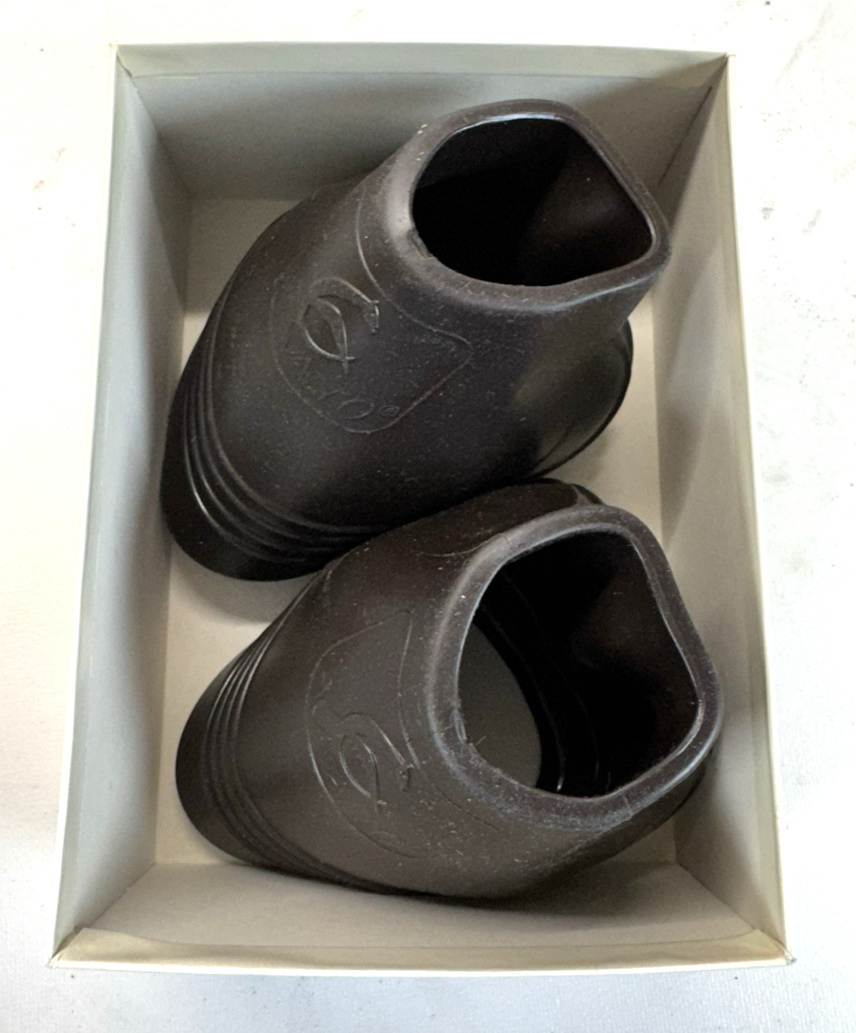 (2pcs) Acavallo Anatomic No-Turn Gel Hoof Boots Cob GP701-CBRN, Brown