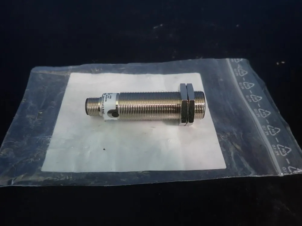 BALLUFF BES025R INDUCTIVE SENSOR  04200731782