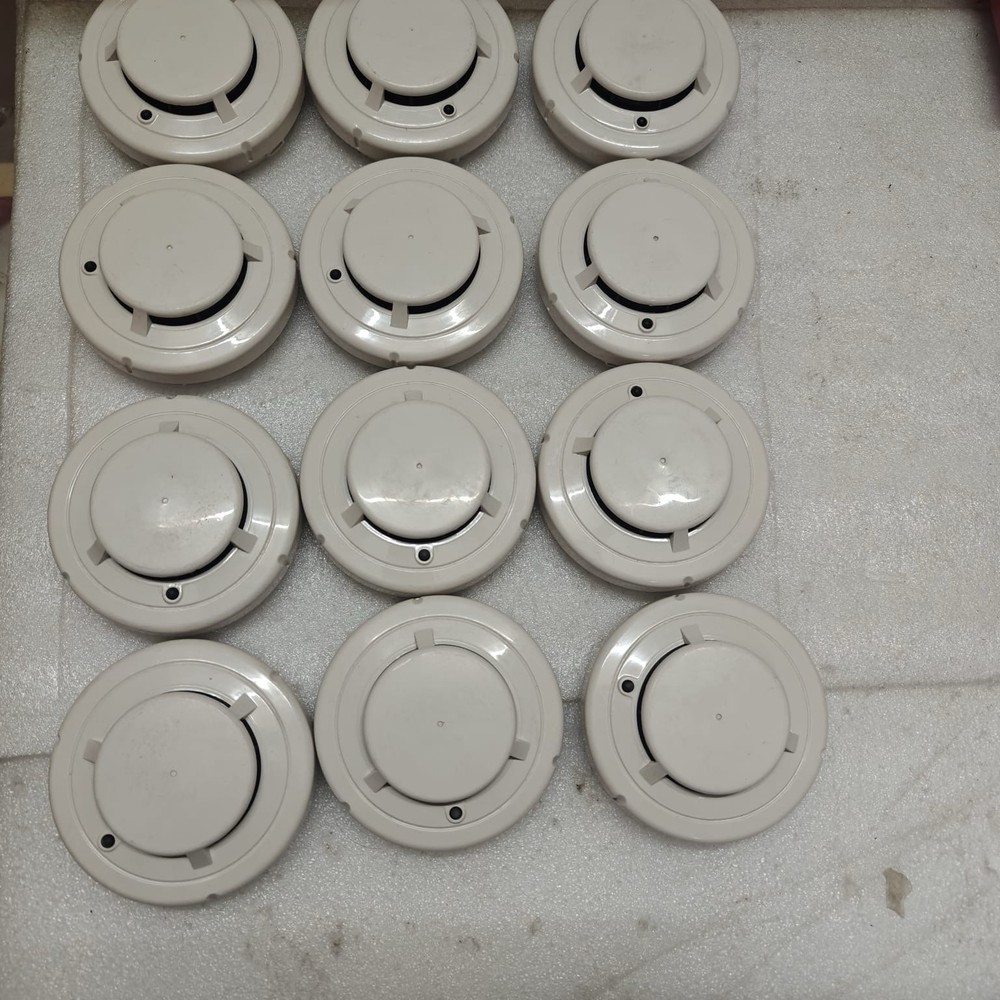 SYSTEM SENSOR SMOKE DETECTOR 2351/E