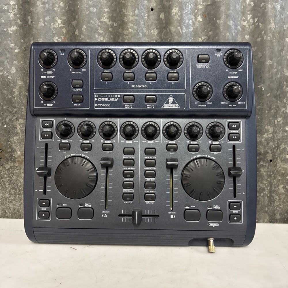 Behringer B-Control DeeJay BCD2000 Mint Condition Im Box! DJ Mixer Machine