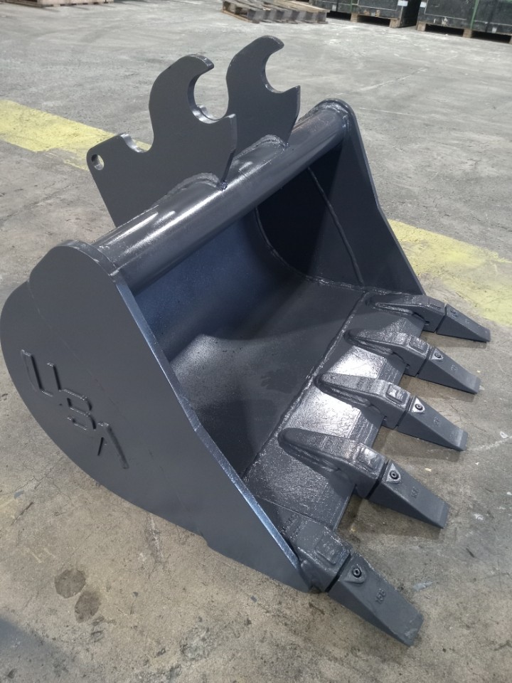 30 Inch Mini Excavator Bucket Fits Machines 5,000 To 6,000 Lbs