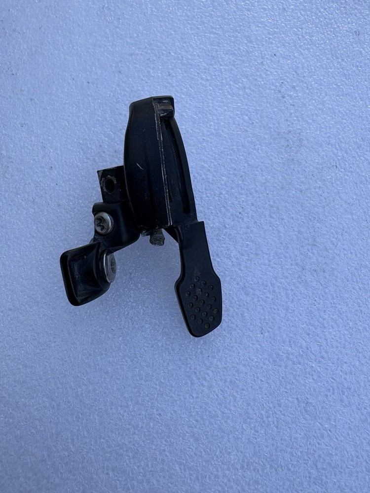 Fox Lockout Lever Remote.