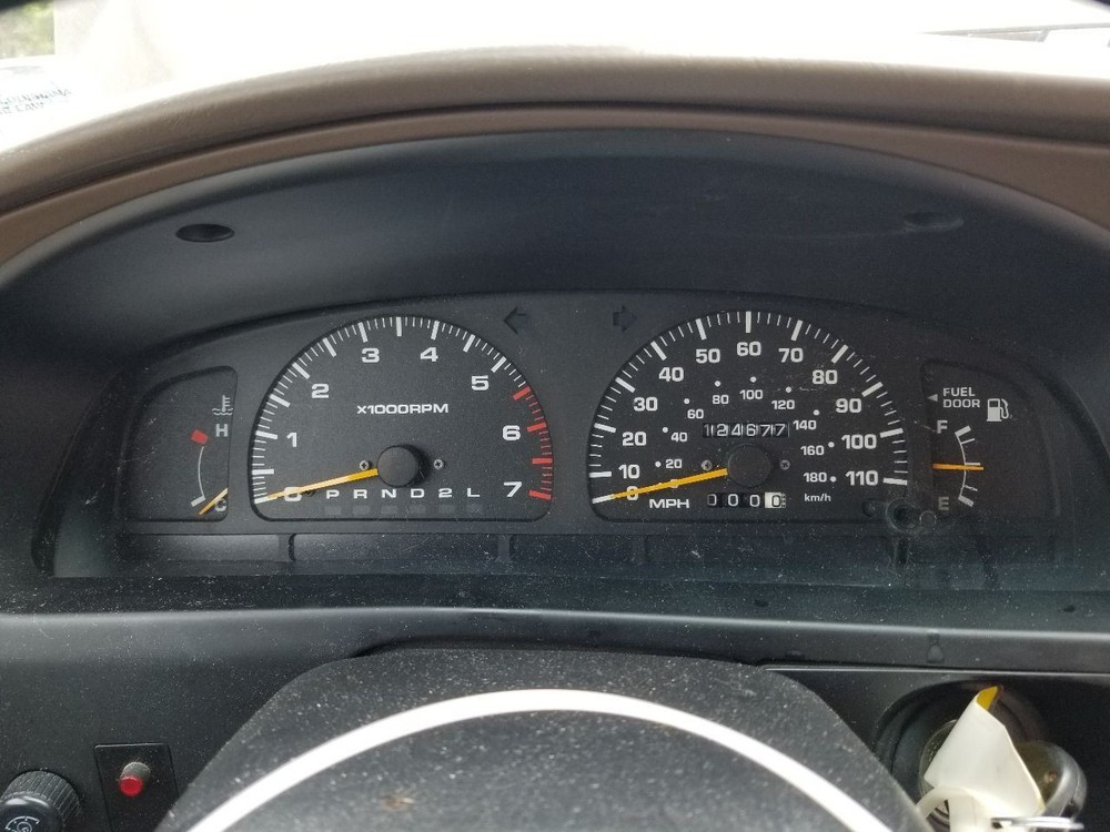 98 1998 TOYOTA 4RUNNER SR5 DASH MOUNTED CLOCK