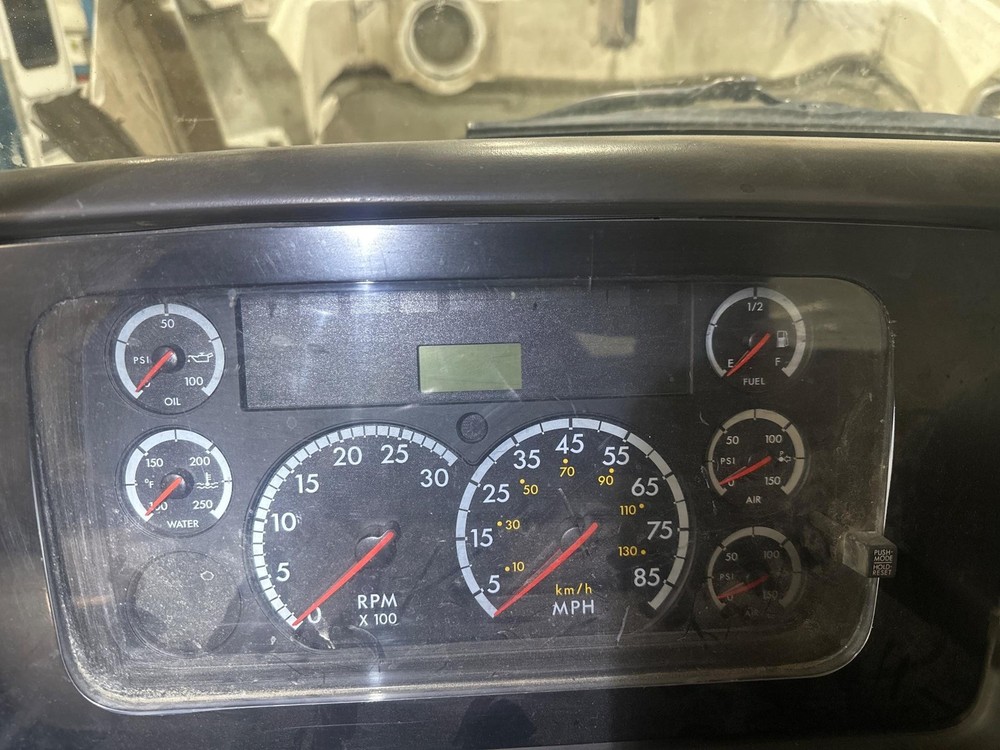 Sterling L9511 Speedometer Instrument Cluster - Used
