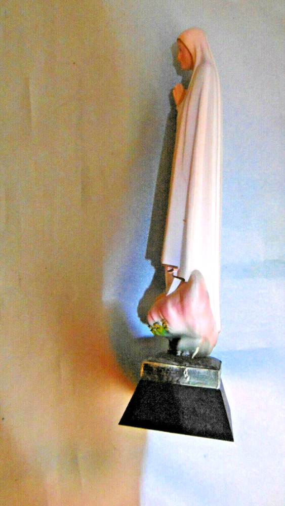 Figure Fatima Plaster Or Resin
