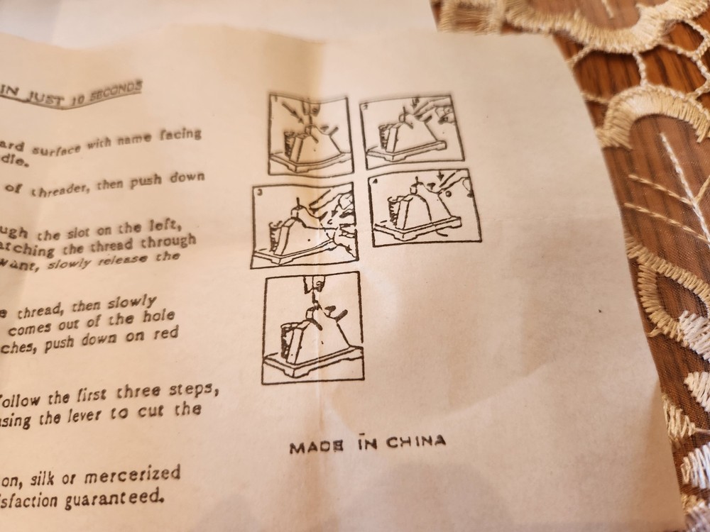 Vintage 1990 Easy Threader Machine With Instructions