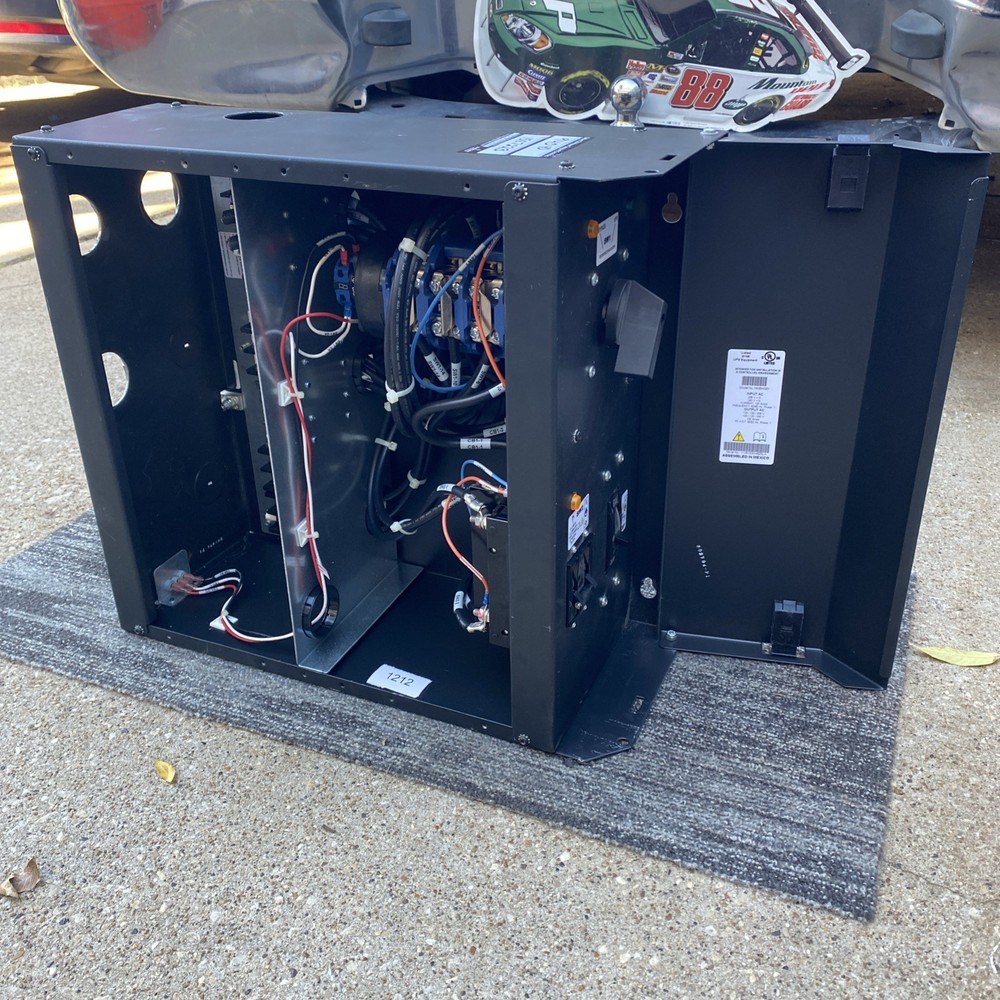 Liebert Nfinity Nmbhw81 Bypass Cabinet