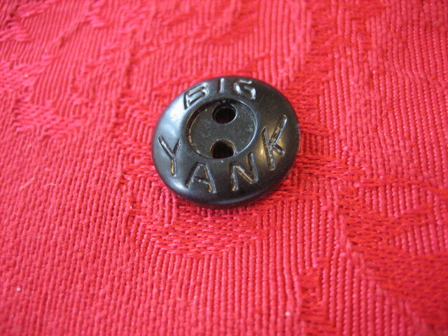 Vintage BIG YANK Small 9/16" Plastic Verbal Work Clothes Button - PS38