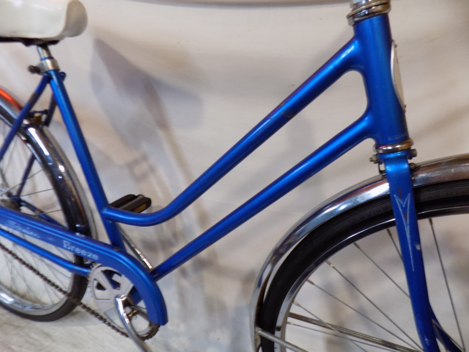 1971 SCHWINN BREEZE VINTAGE ROAD CRUISER BICYCLE COLLEGIATE RACER HOLLYWOOD