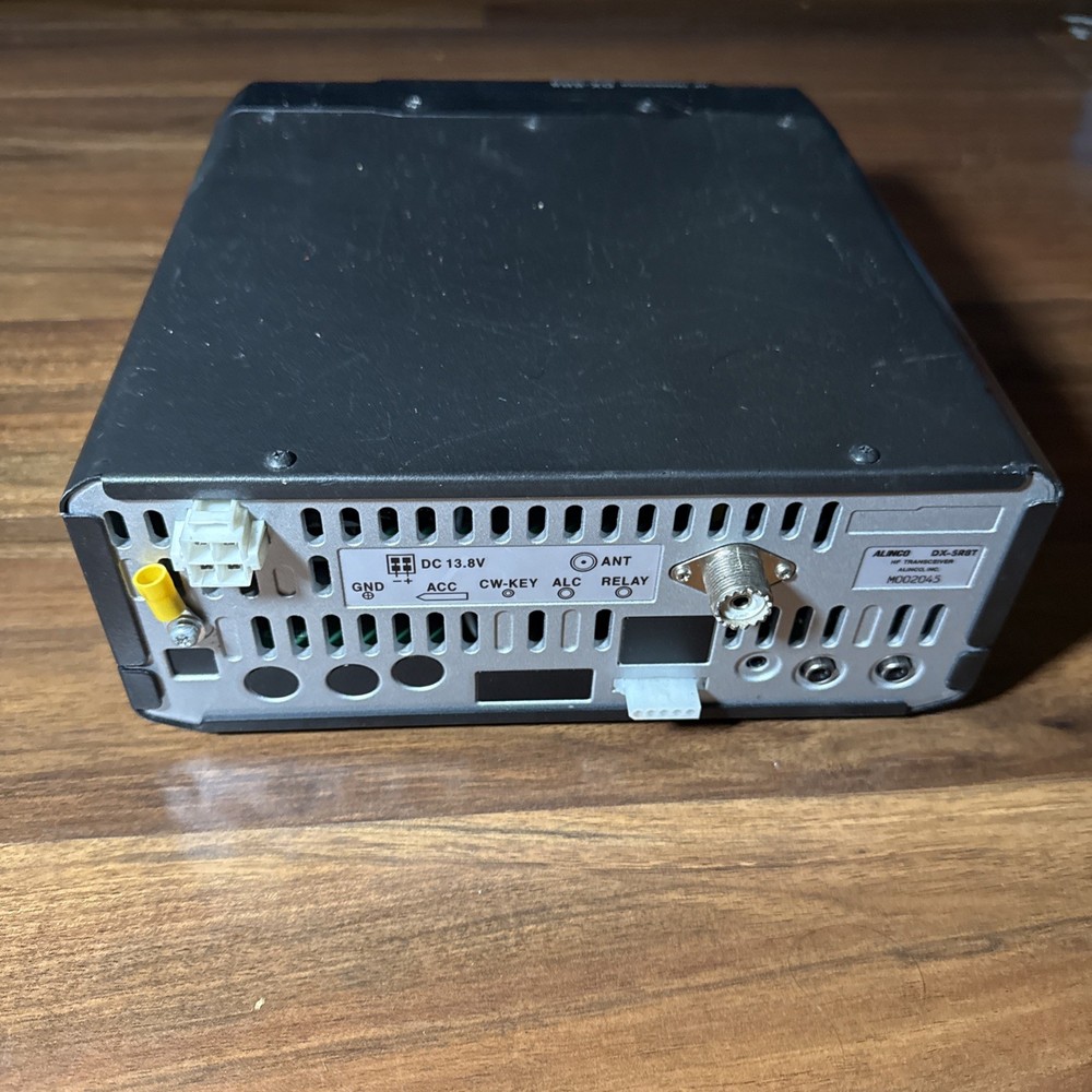 ALINCO DX-SR8 HF TRANSCEIVER.