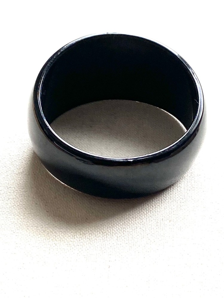 Vintage Design Bangle Acrylic Chunky Black