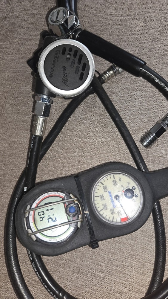 Oceanic Prodigy Computer Console & US DIVERS Micra Regulator Dive Set