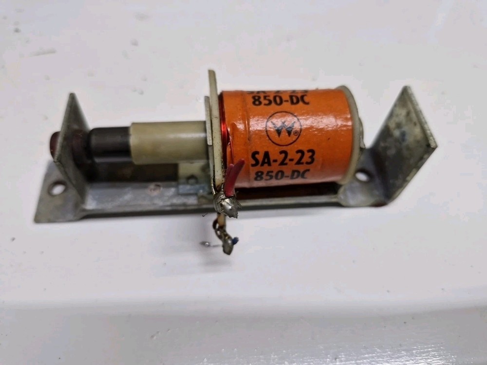 William's STELLAR WARS Pinball Machine Knocker Assembly