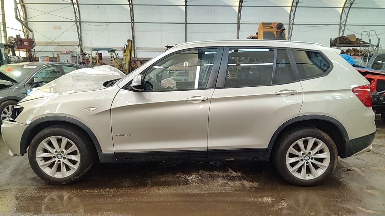 (LOCAL PICKUP ONLY) Trunk/Hatch/Tailgate With Power Opening And Closing Fits 11-