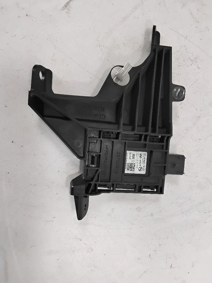 K4        2025 Camera/Projector 130521