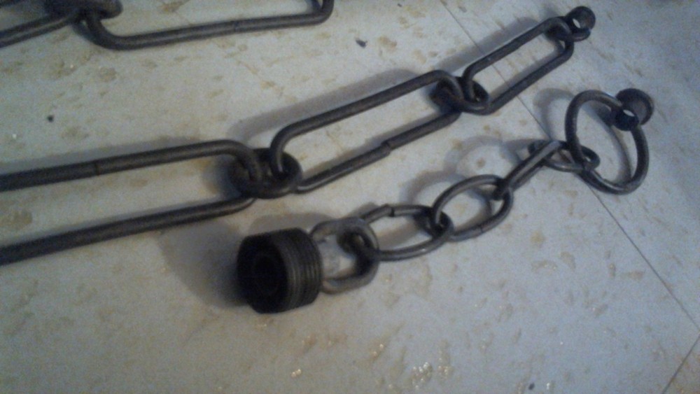 2 ANTIQUE IRON CHAIN WITH RING