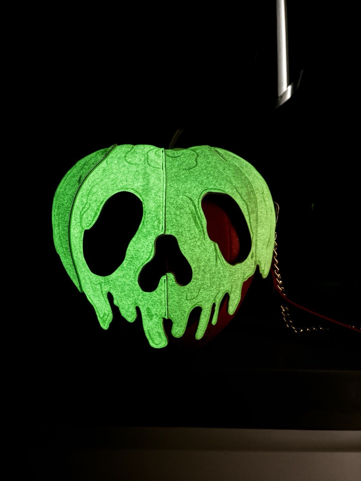 Rare Disney Loungefly  Snow White Glow In The Dark Apple purse