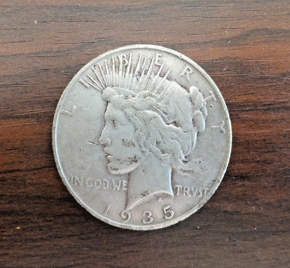 1935 S Peace Silver Dollar - Circulated