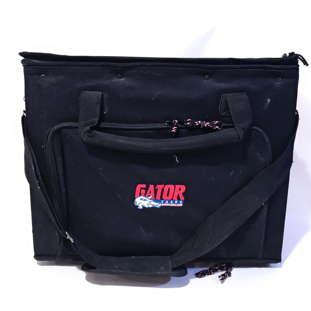 Numark CDN-25 Pro CD Player + Visual Effects V-99S in Gator Case Bundle