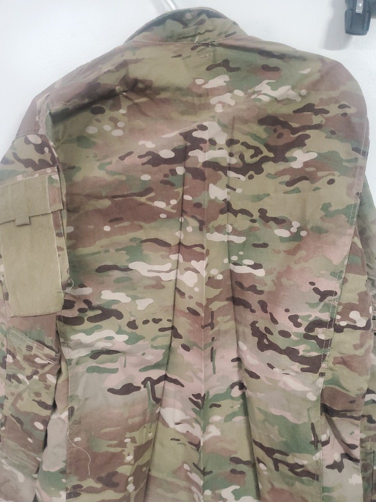 Medium Regular US ARMY ISSUE MULTICAM - FLAME RESISTANT jacket top new Tags