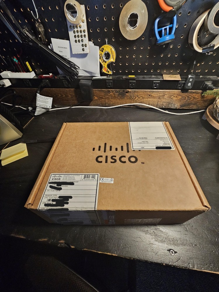 CISCO NIM-2FXS Network Interface Module FXS - SEALED BRAND NEW