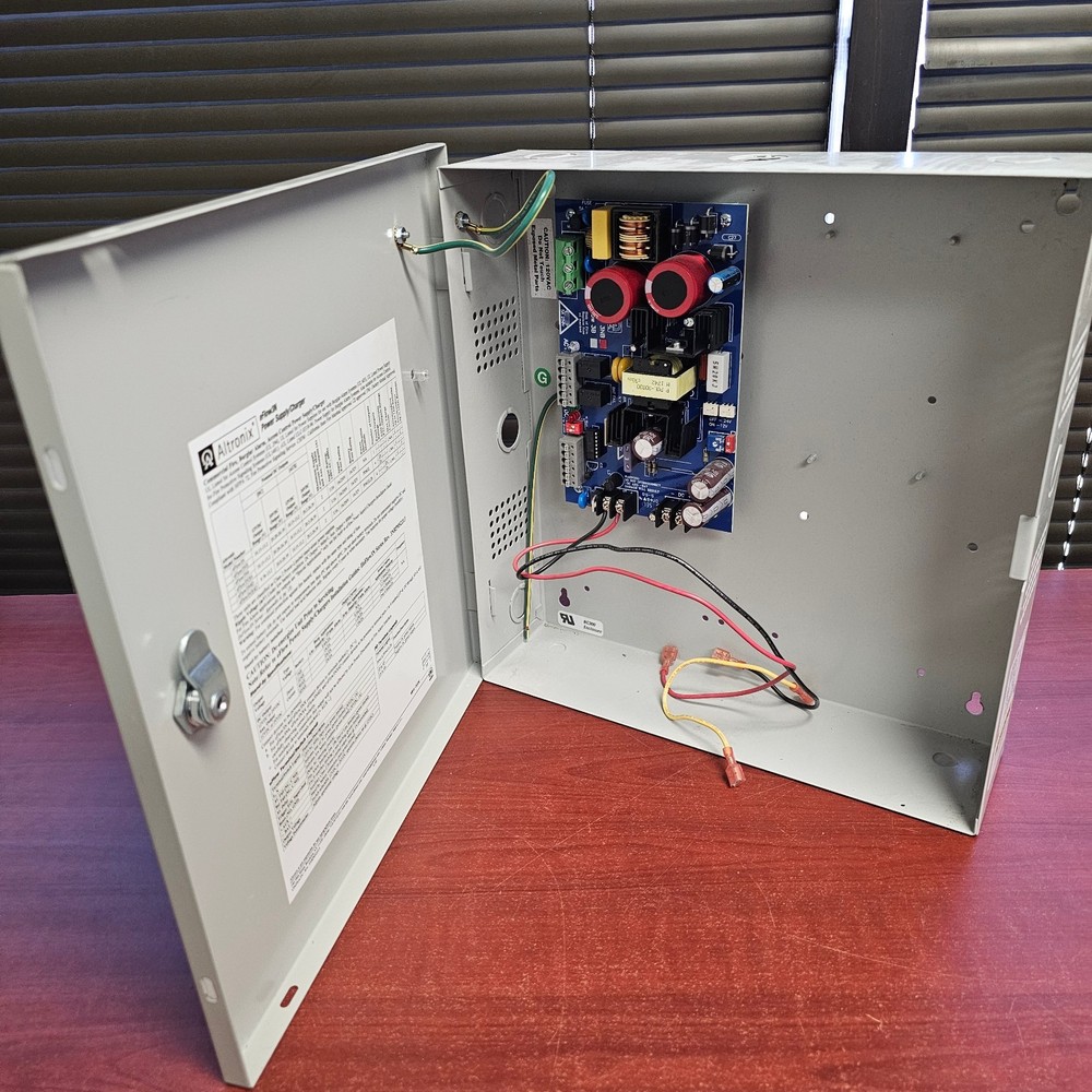 Altronix eFLOW3N Power Supply USED