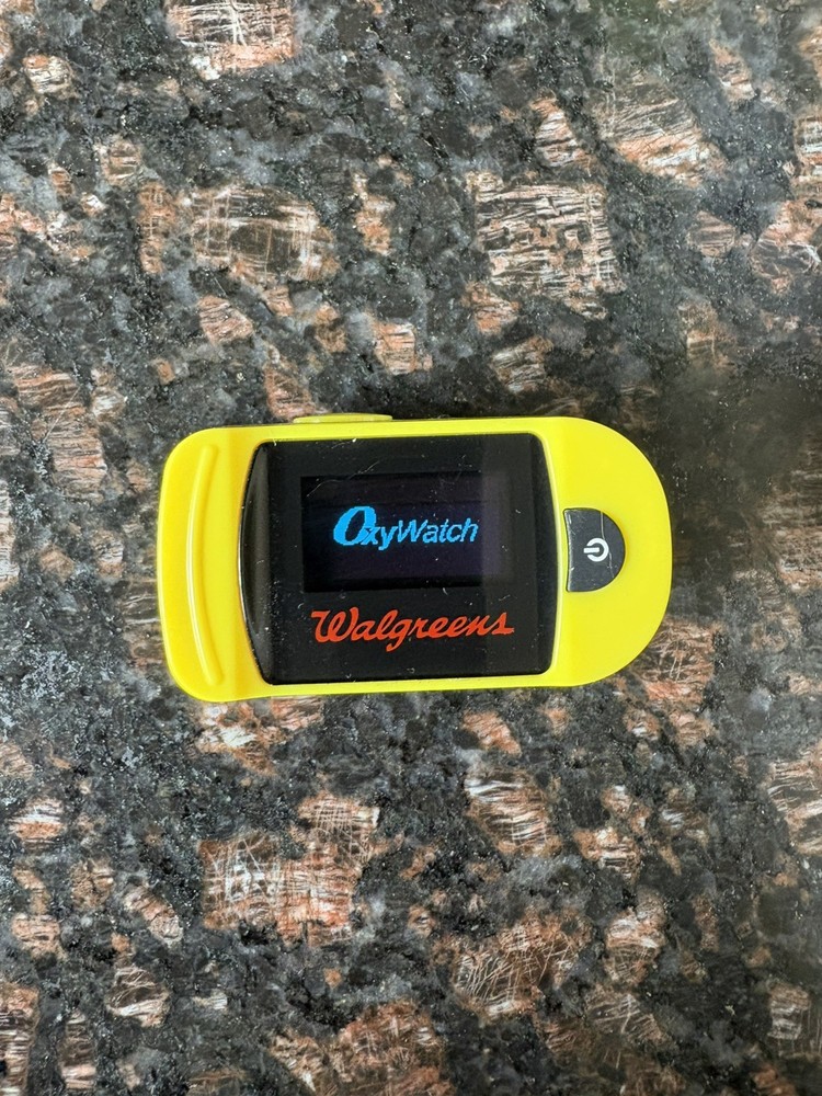 OxyWatch™ C20 Fingertip Pulse Oximeter Walgreens New Without Box