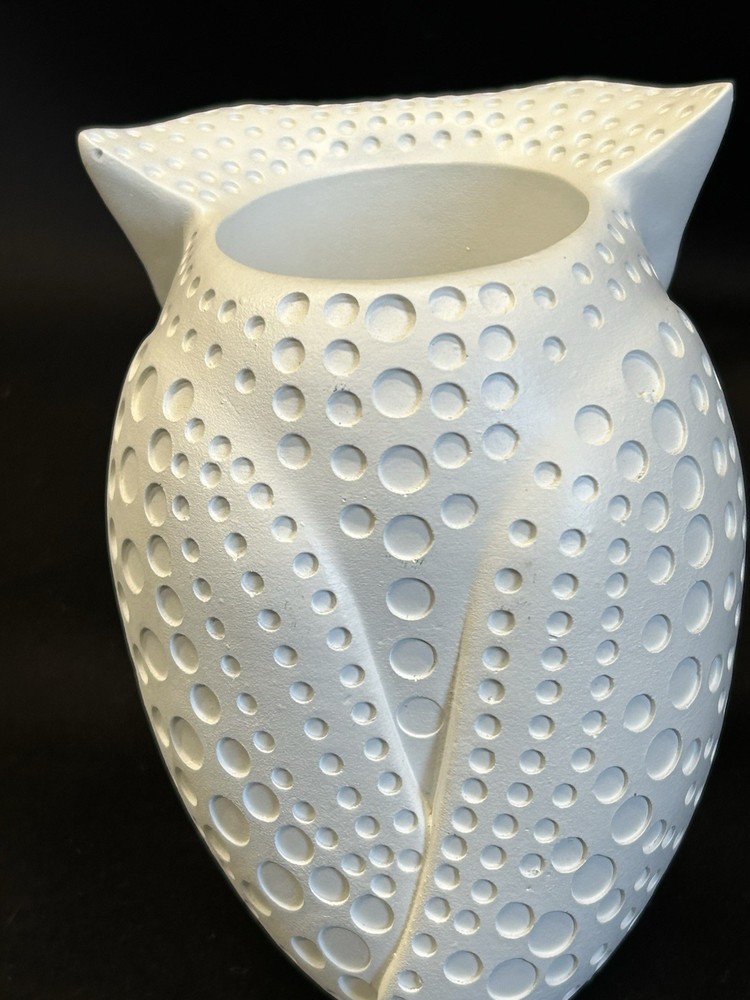 Owl Planter. Resin Beautiful