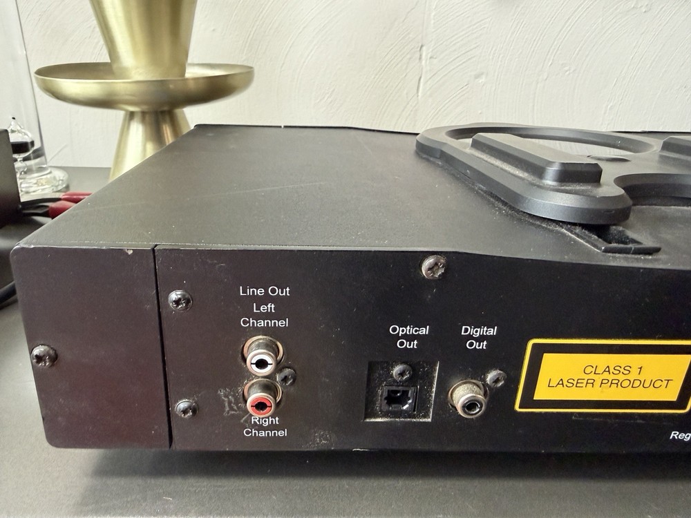 REGA Apollo CD Player - NO Remote