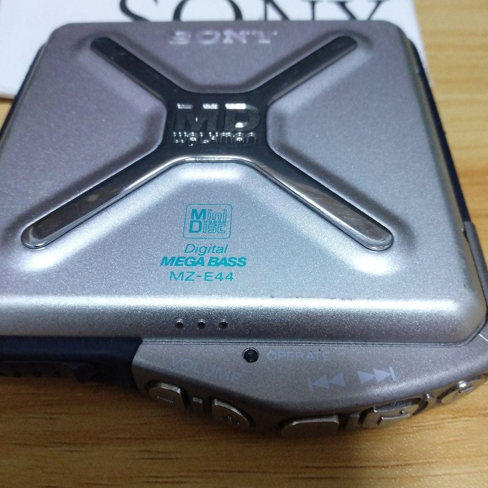 Sony MD Walkman MZ-E44 Gray Main Unit Only