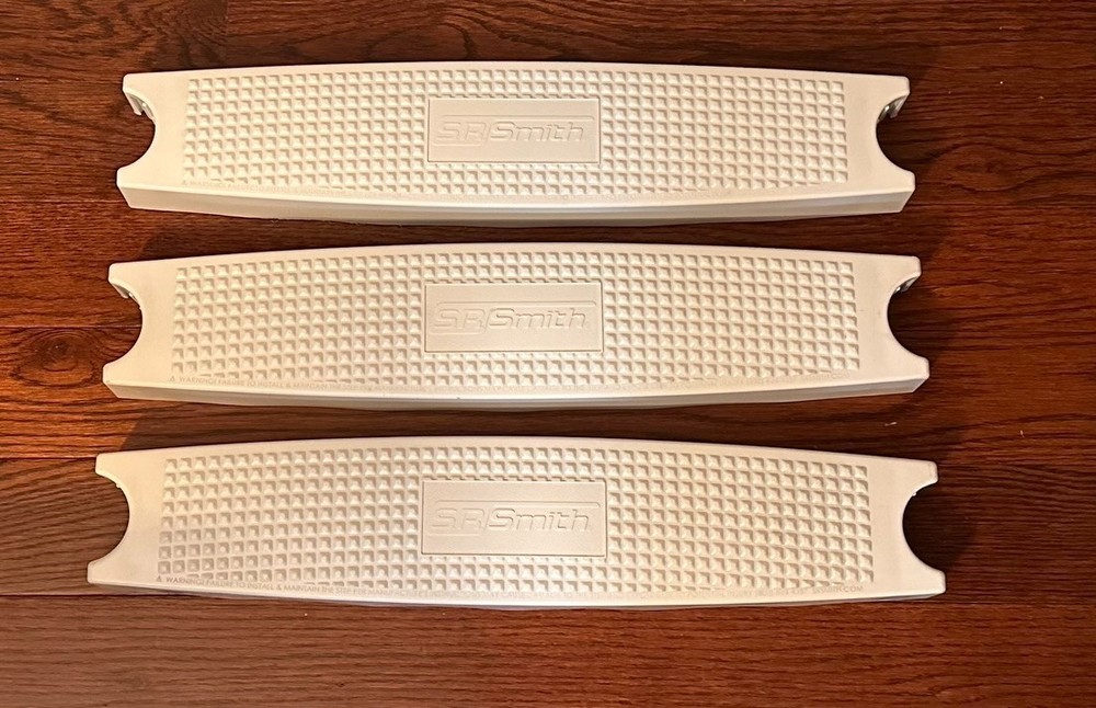 NEW SR Smith Plastic Pool Ladder 3 Treads NO Hardware Replacement Steps