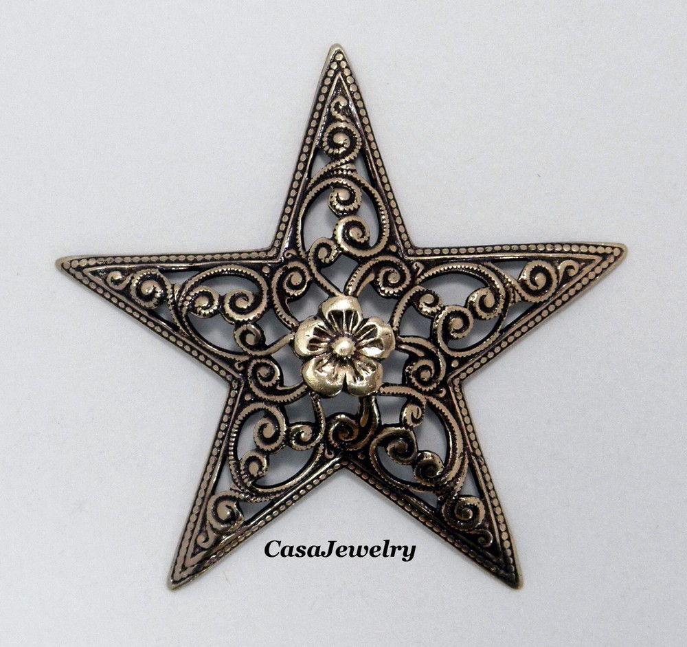 #4102 LARGE ANTIQUED GOLD OPEN FILIGREE STAR COMPONENT - 1 Pc