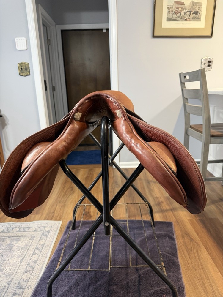 Stubben Roxane Jumping Saddle 17/28