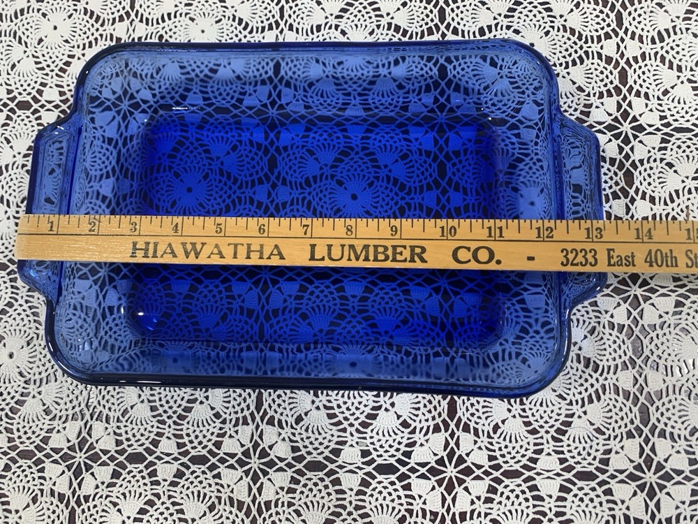 Anchor Ovenware 8x11.5x2” 2 Quart Baking Dish.