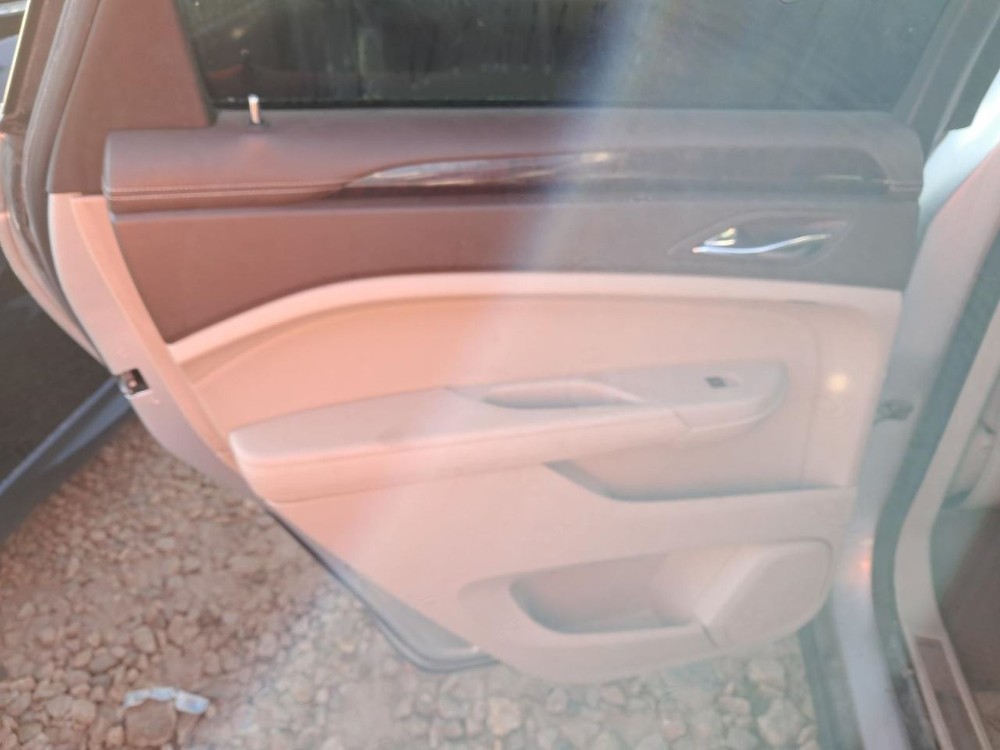 SRX 2011 Glove Box 4785397