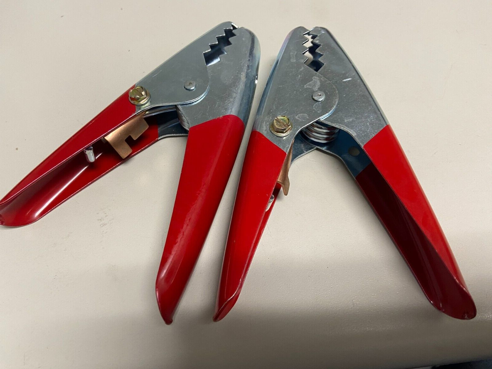 LOT OF 2 RED Battery Booster Cable Parrot Clamps HEAVY DUTY 600 AMP Jumper
